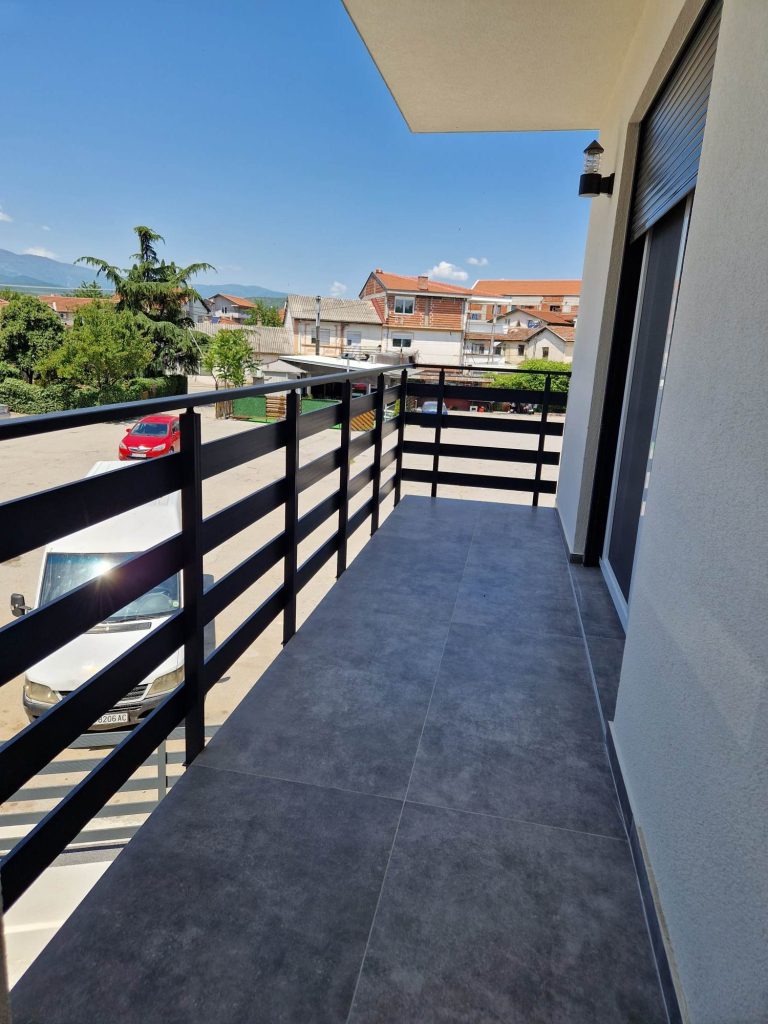 small terrace main gevgelija apartment 1